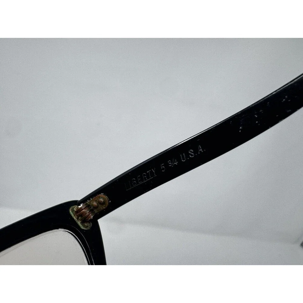 Liberty USA 5 3/4 Cat Eye Eyeglass Frames Black 46-20-145 1970s Vintage
